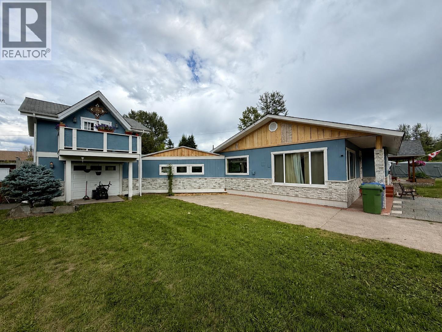 3672 Broadway Avenue Property Photo