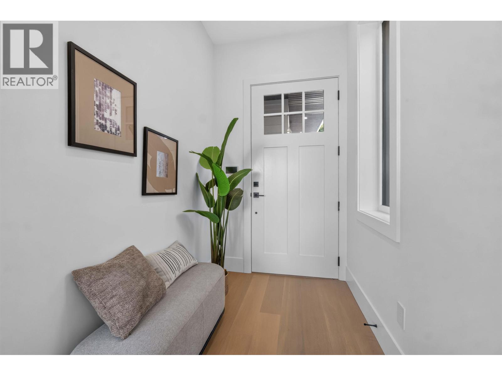 2 3271 E Georgia Street Property Photo 15