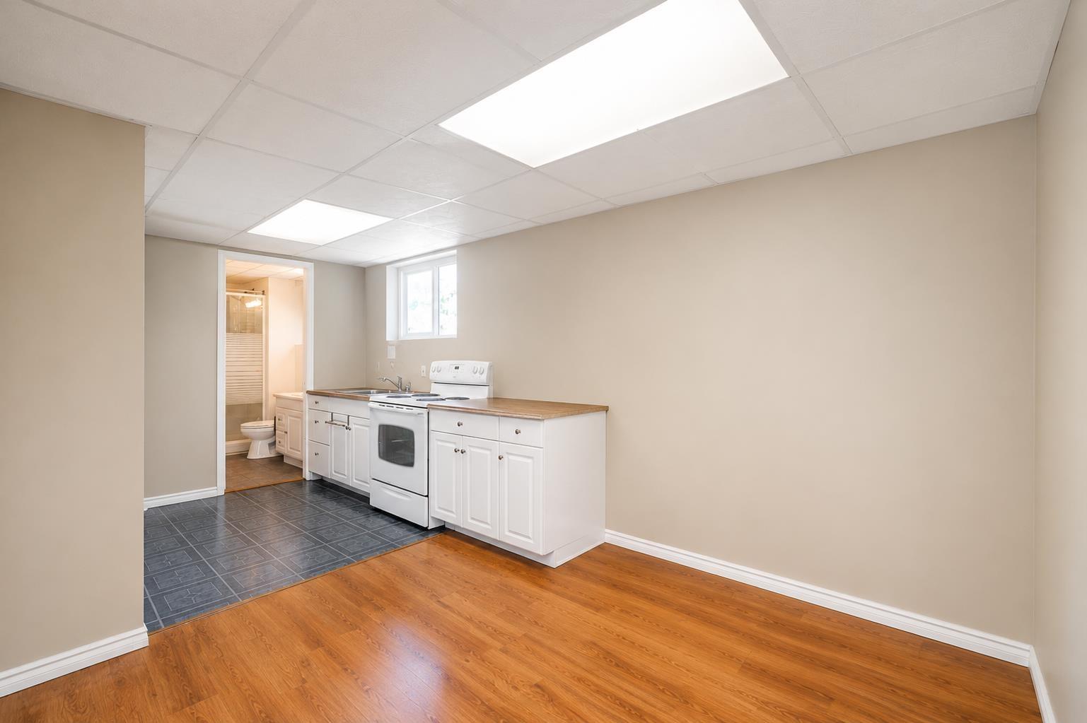 6250 171 Street Property Photo 22