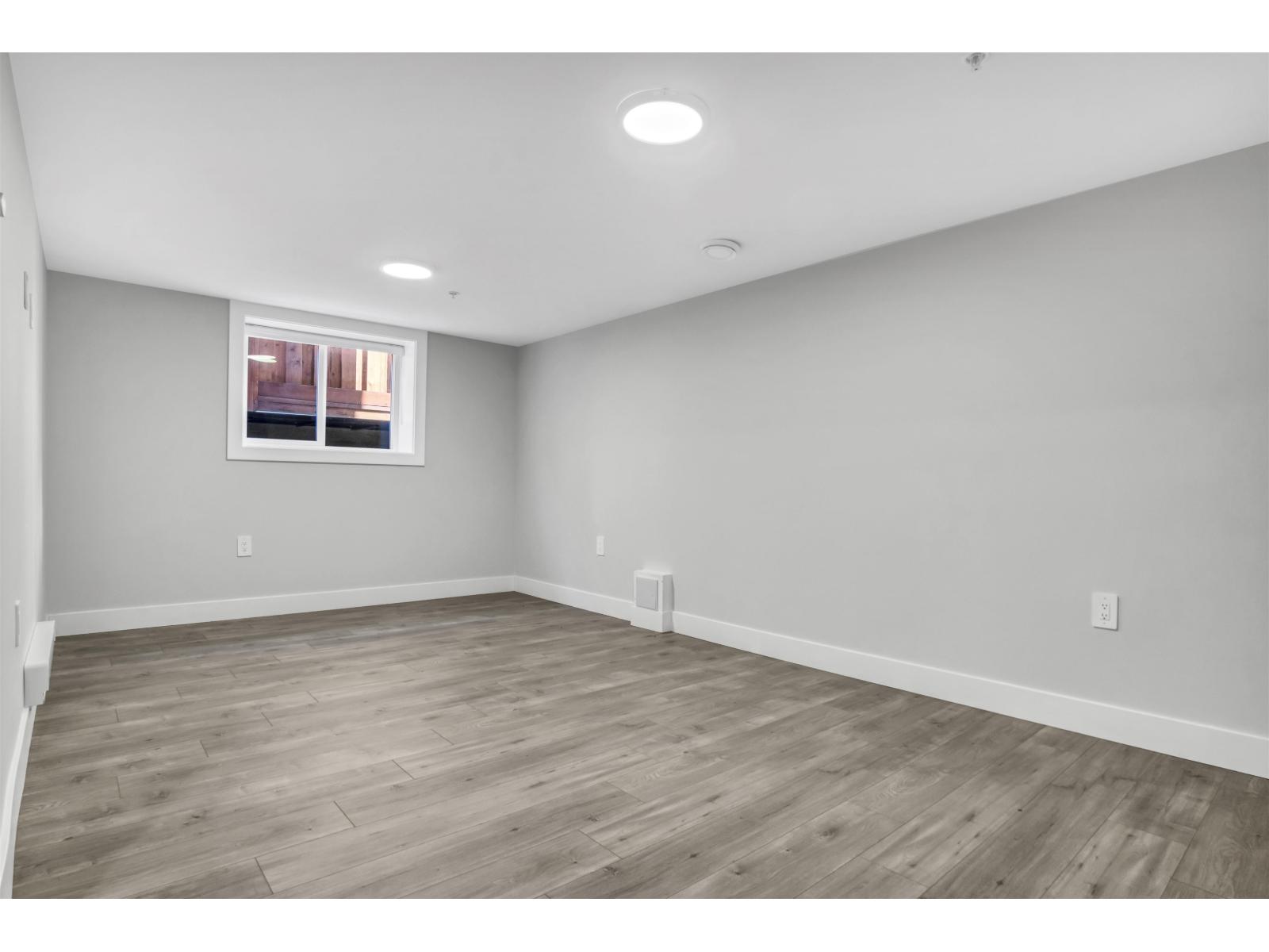 19685 74 Avenue Property Photo 29