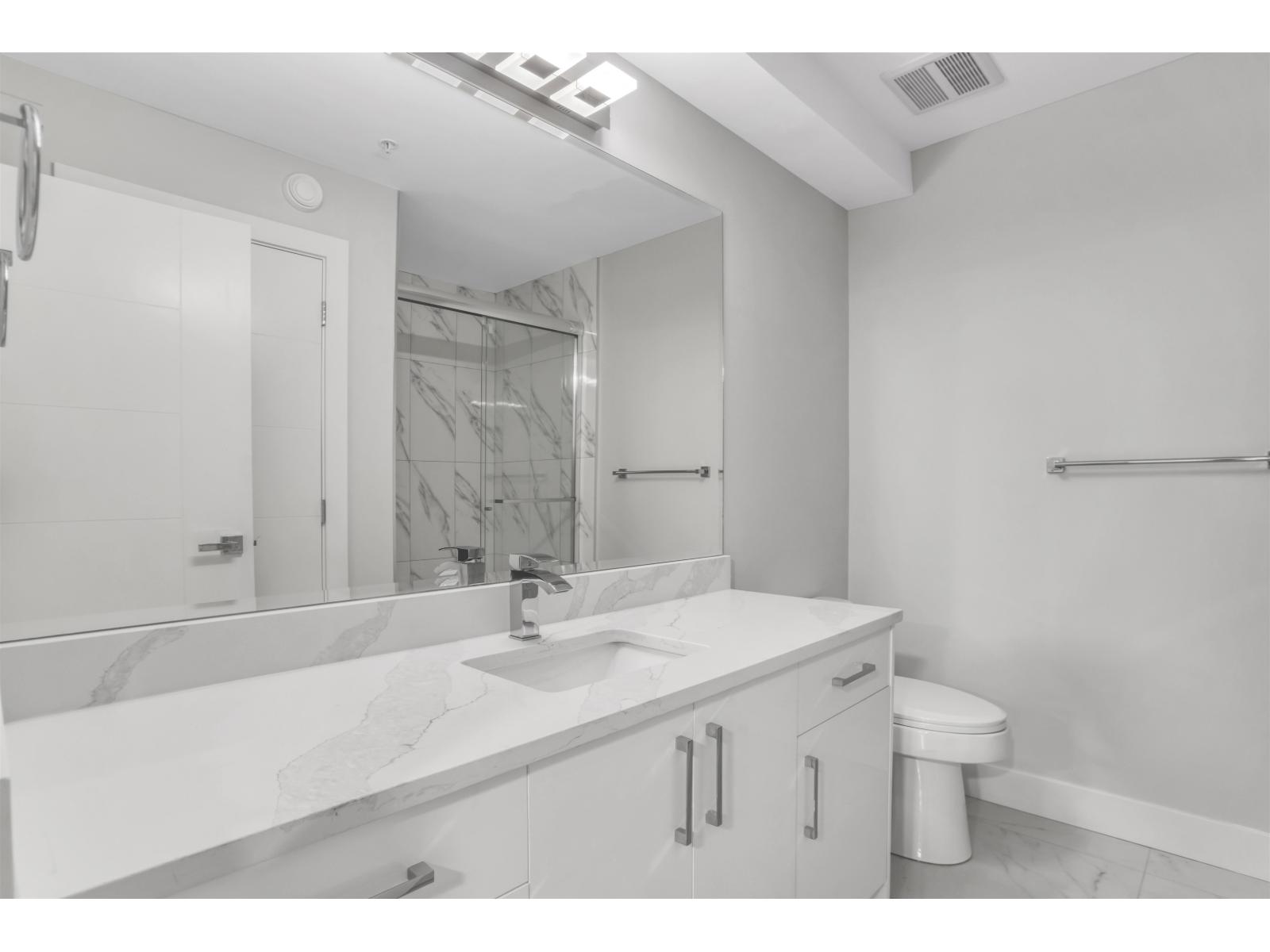19685 74 Avenue Property Photo 31