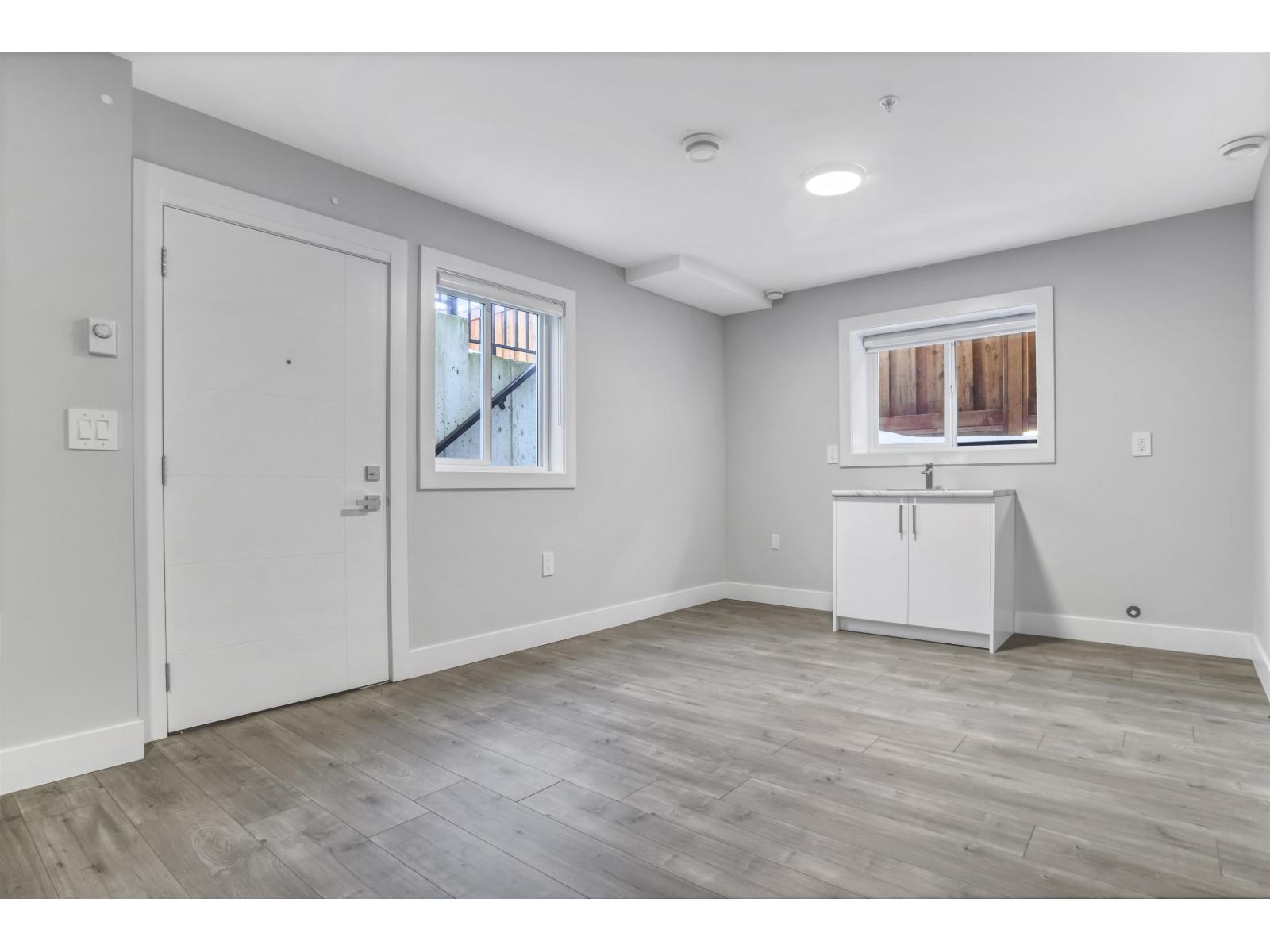 19685 74 Avenue Property Photo 35