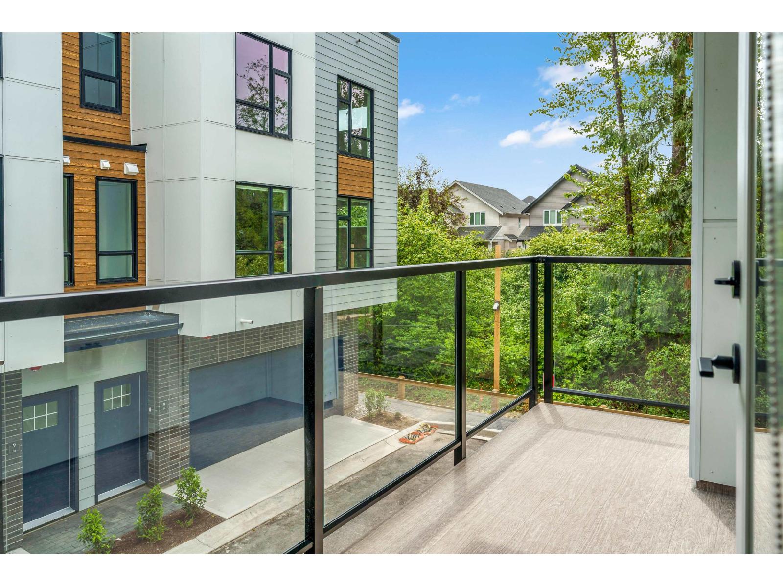 6 7946 204 Street Property Photo 20