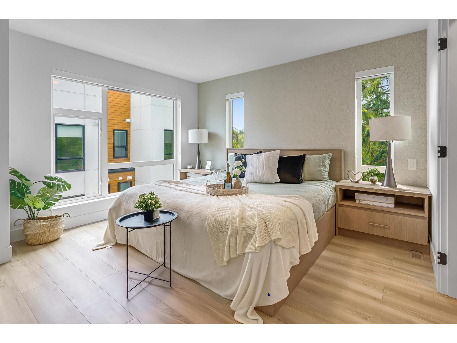 6 7946 204 Street Property Photo 22