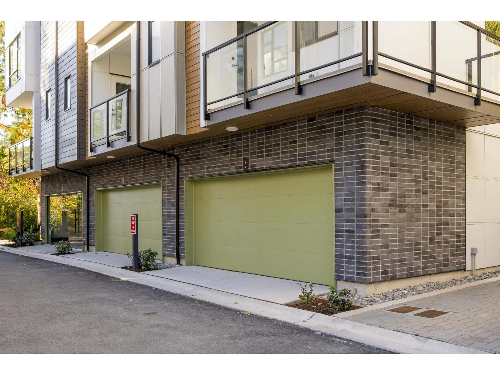 6 7946 204 Street Property Photo 39
