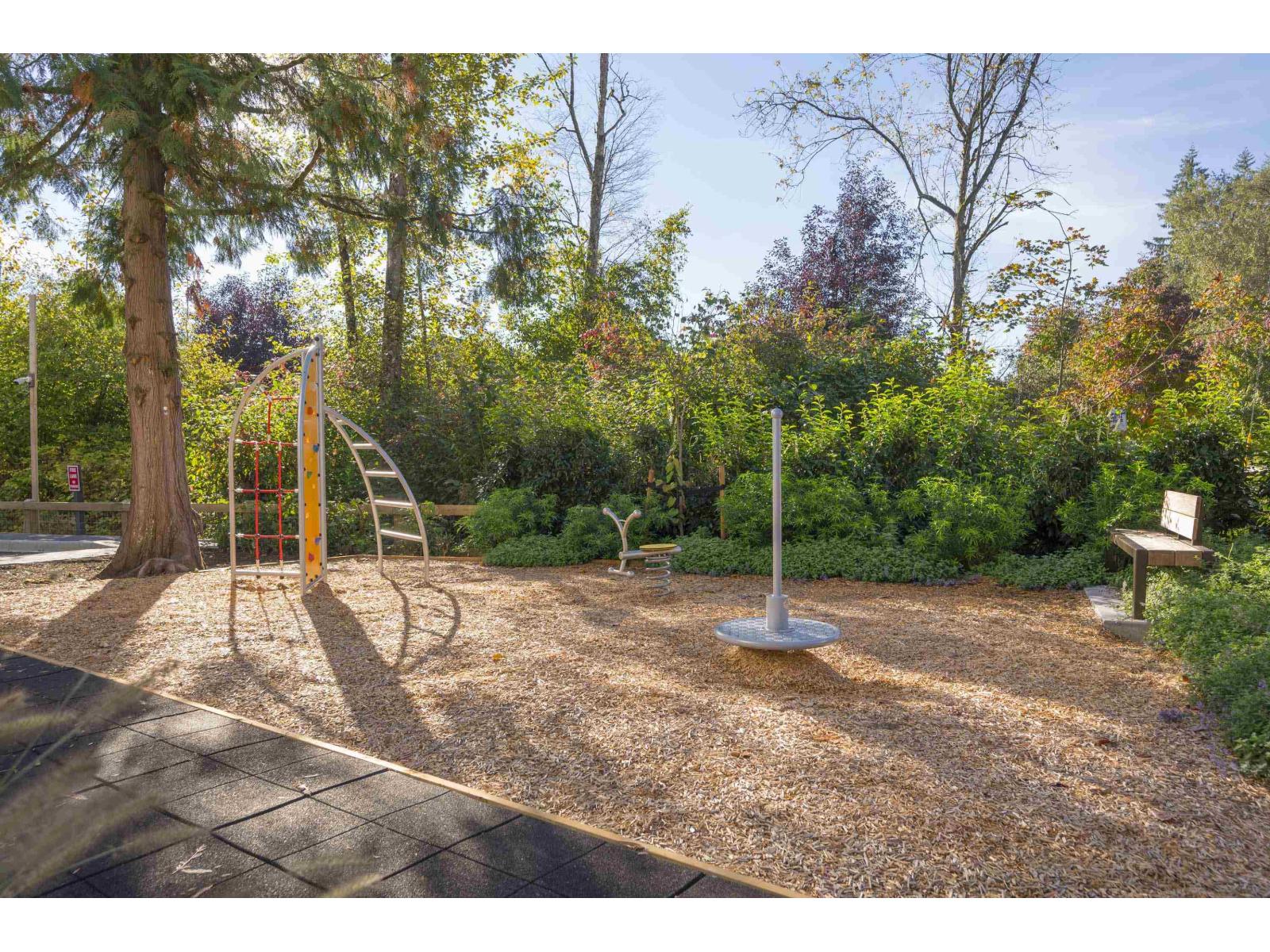 6 7946 204 Street Property Photo 40