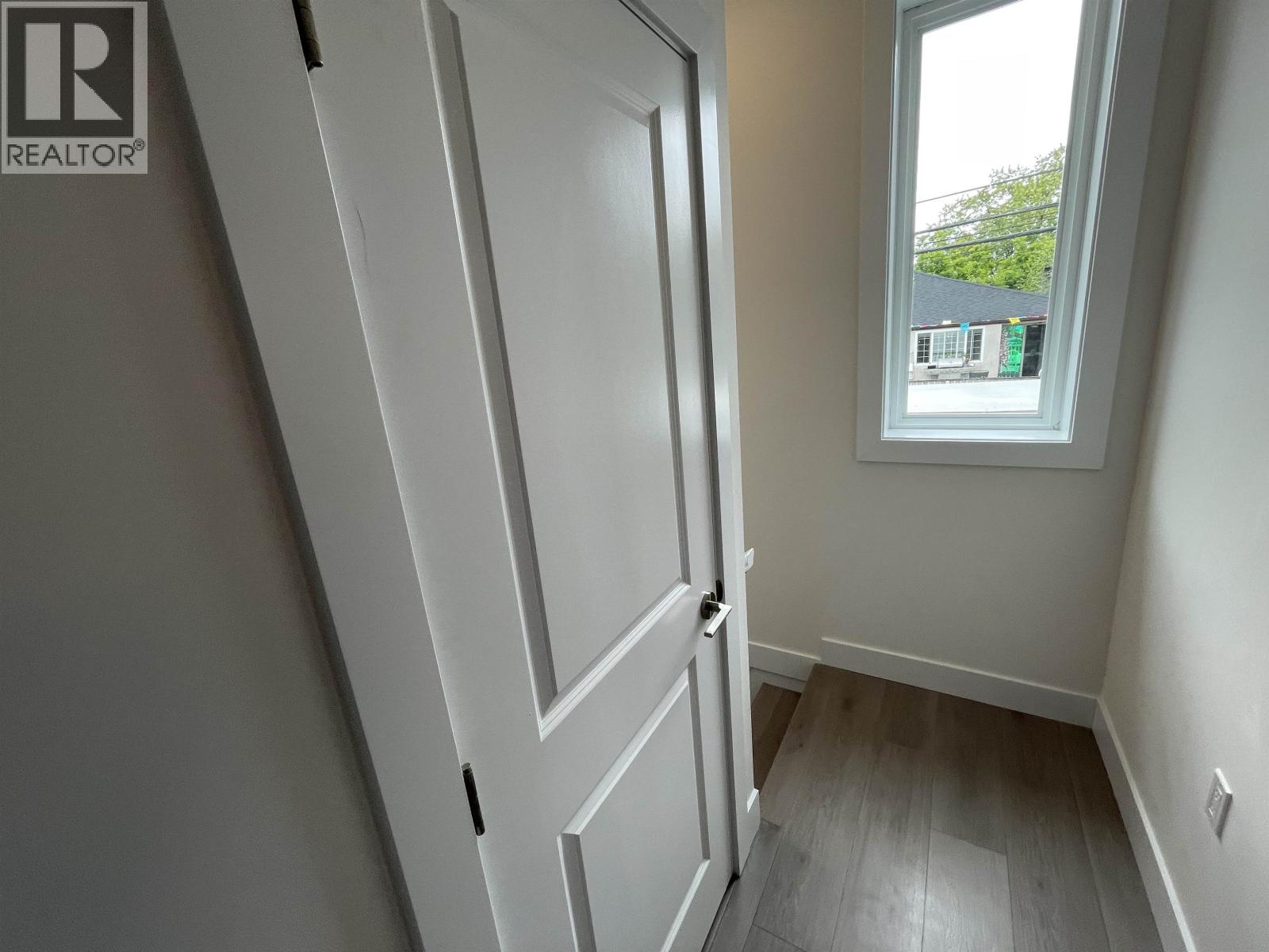 Laneway 276 W 48th Avenue Property Photo 13