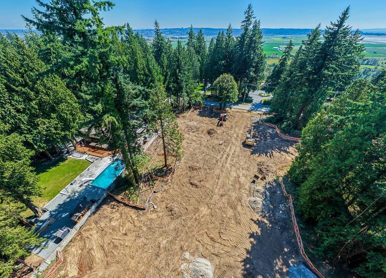 13806 56a Avenue Property Photo 9