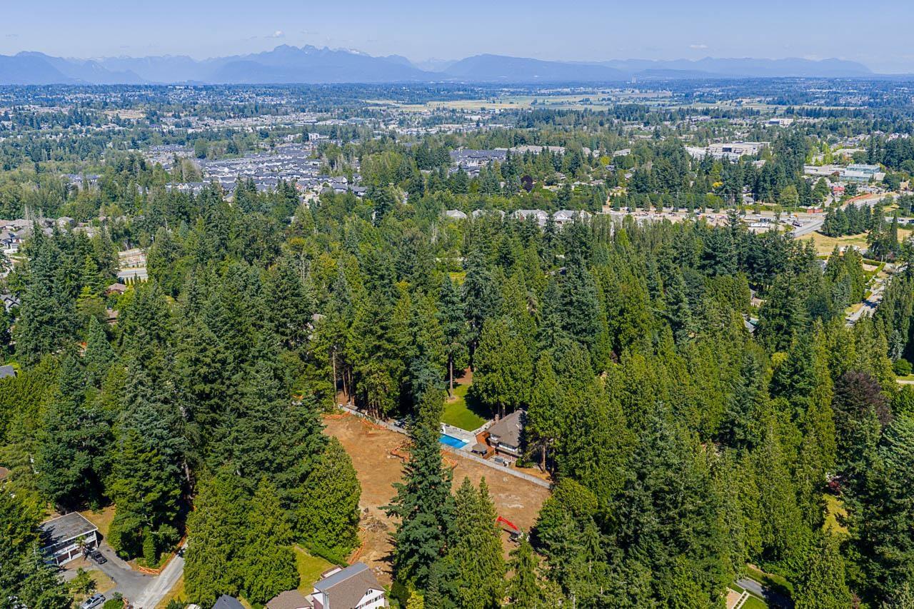 13806 56a Avenue Property Photo 16