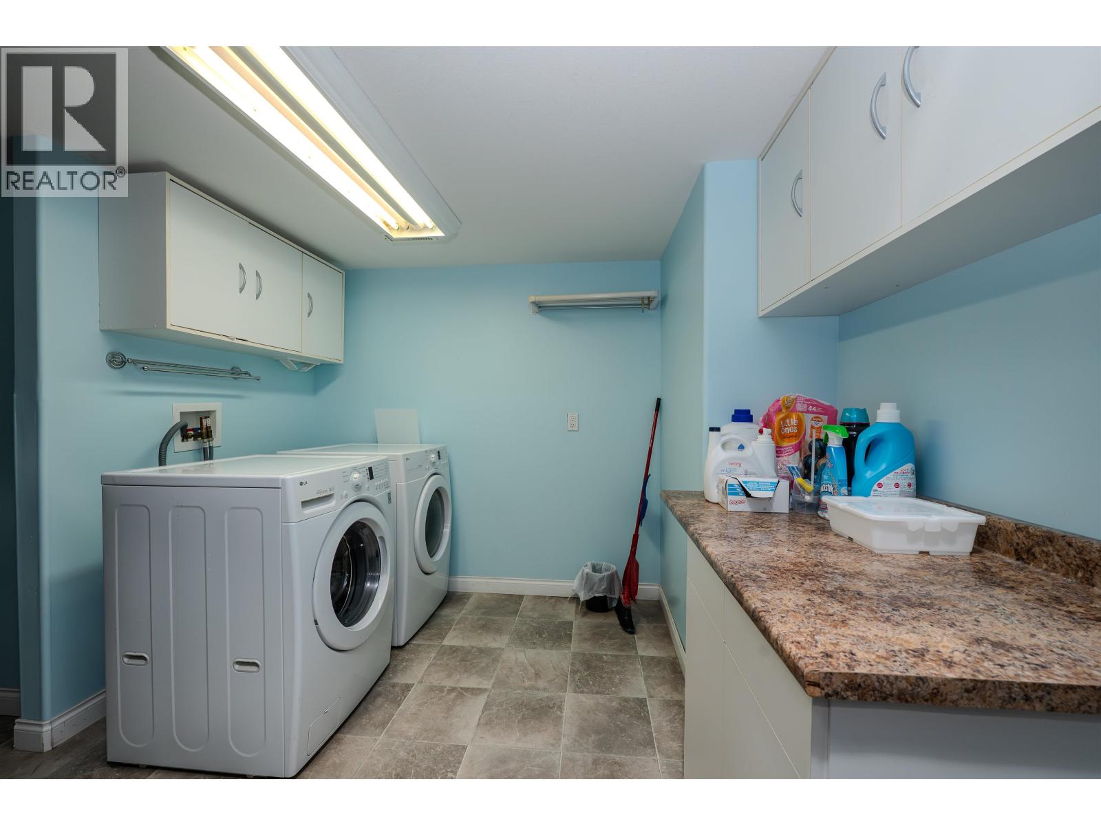 240 Westridge Drive Property Photo 21