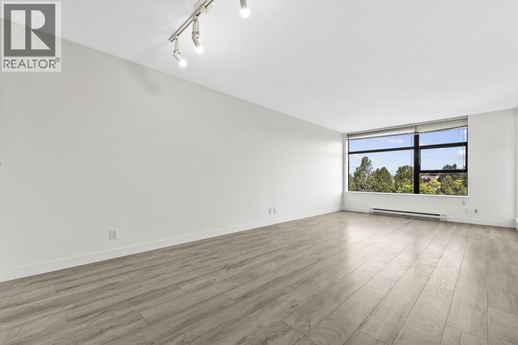 808 5380 Oben Street Property Photo 2