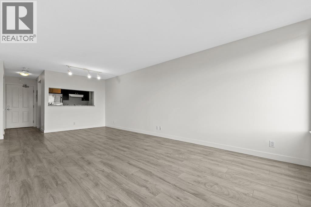808 5380 Oben Street Property Photo 4