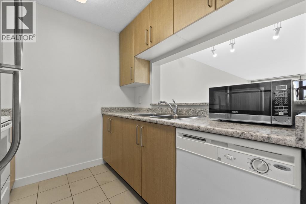 808 5380 Oben Street Property Photo 7