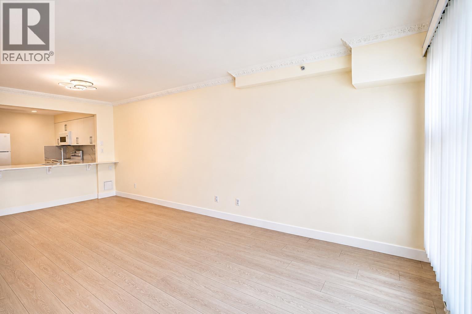 603 2468 E Broadway Property Photo 4