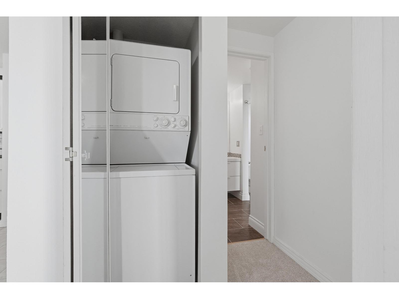 303 1480 Foster Street Property Photo 16