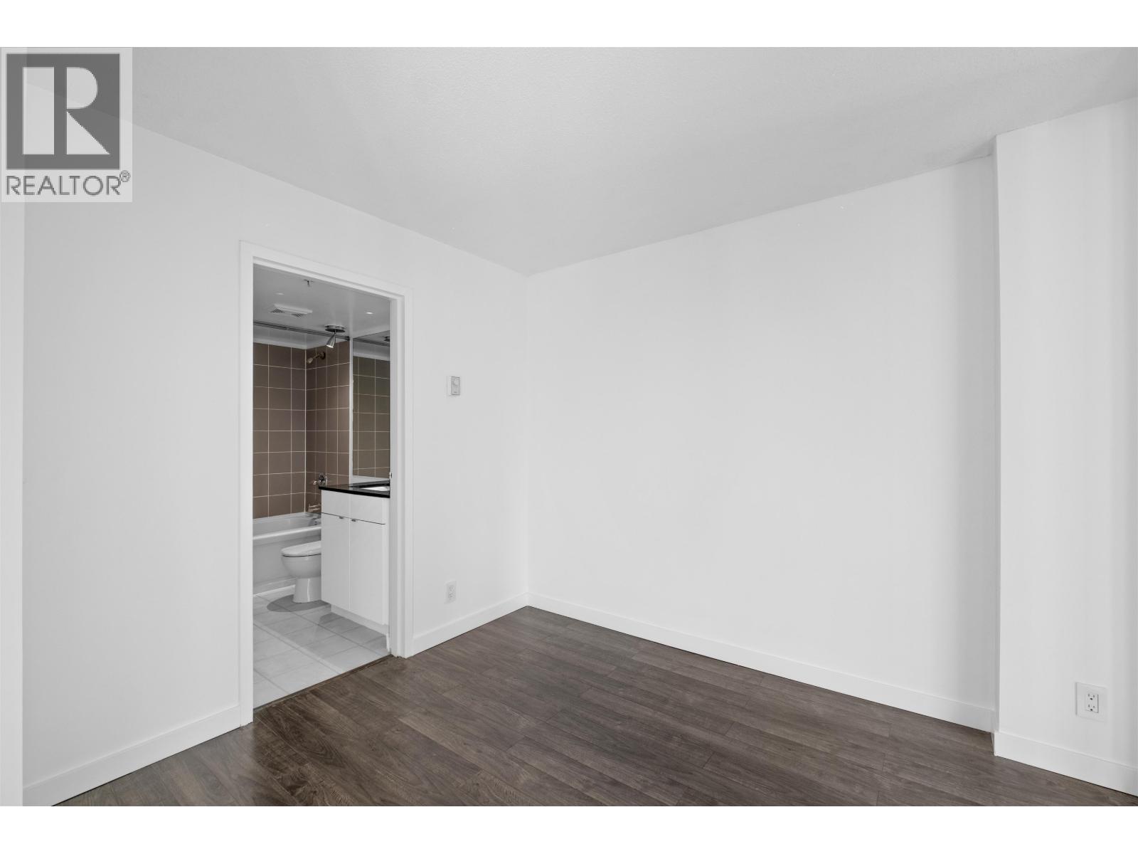 1202 1238 Seymour Street Property Photo 9