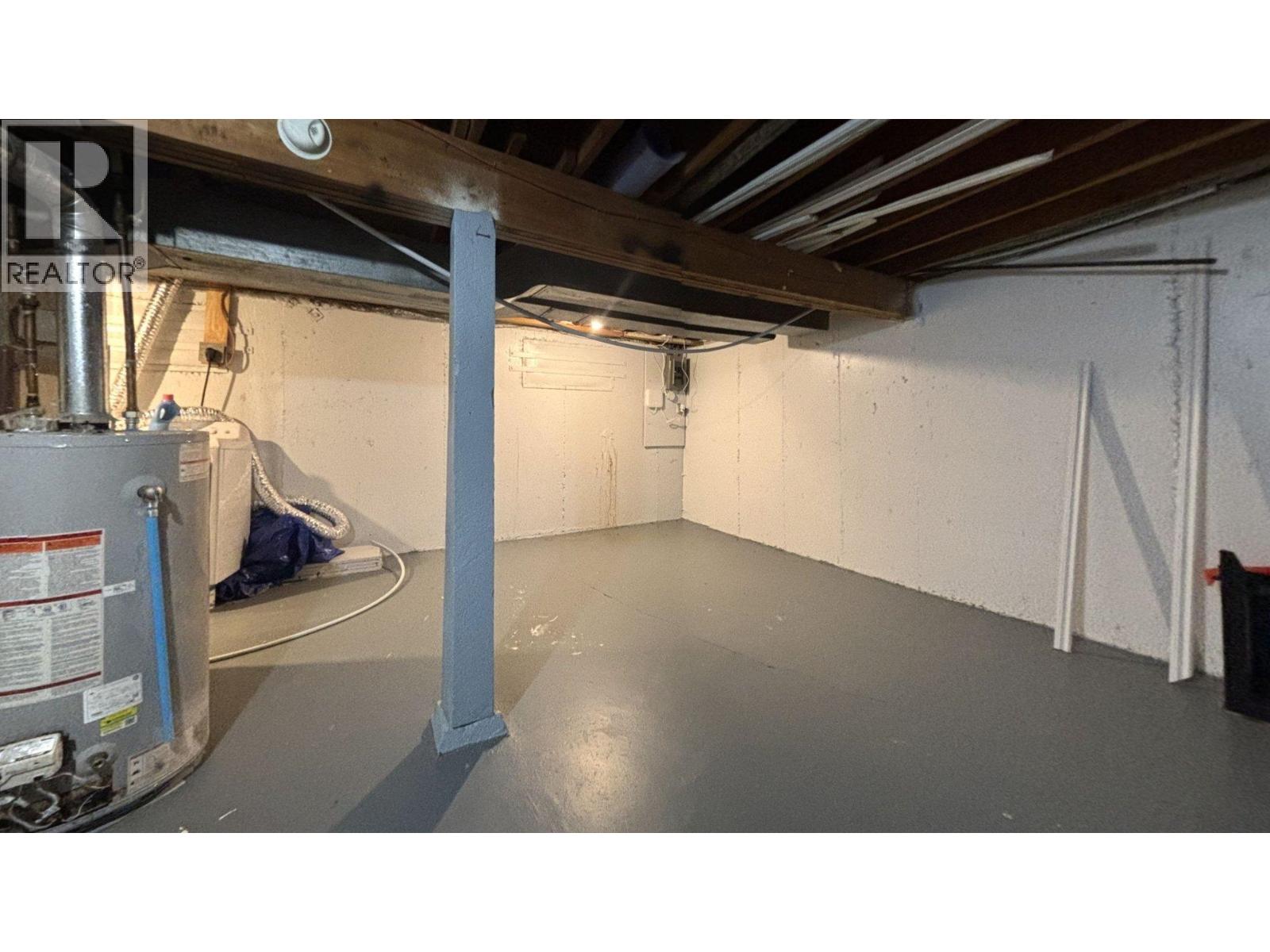 9704 108 Avenue Property Photo 6