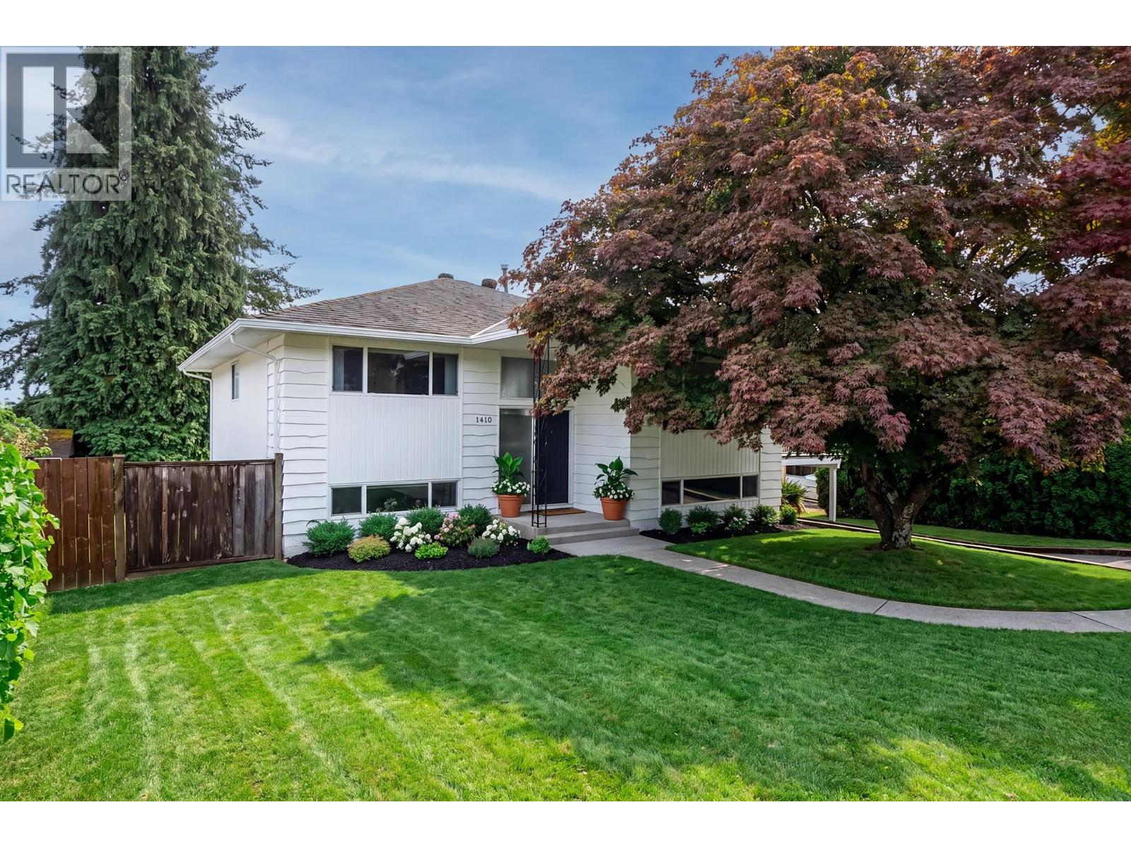 1410 DANSEY AVENUE Property Photo 1