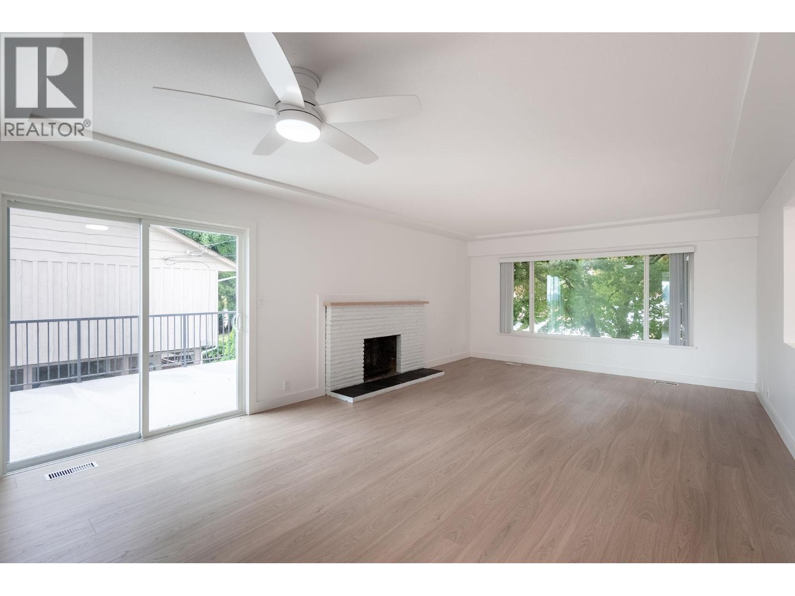 1410 Dansey Avenue Property Photo 4