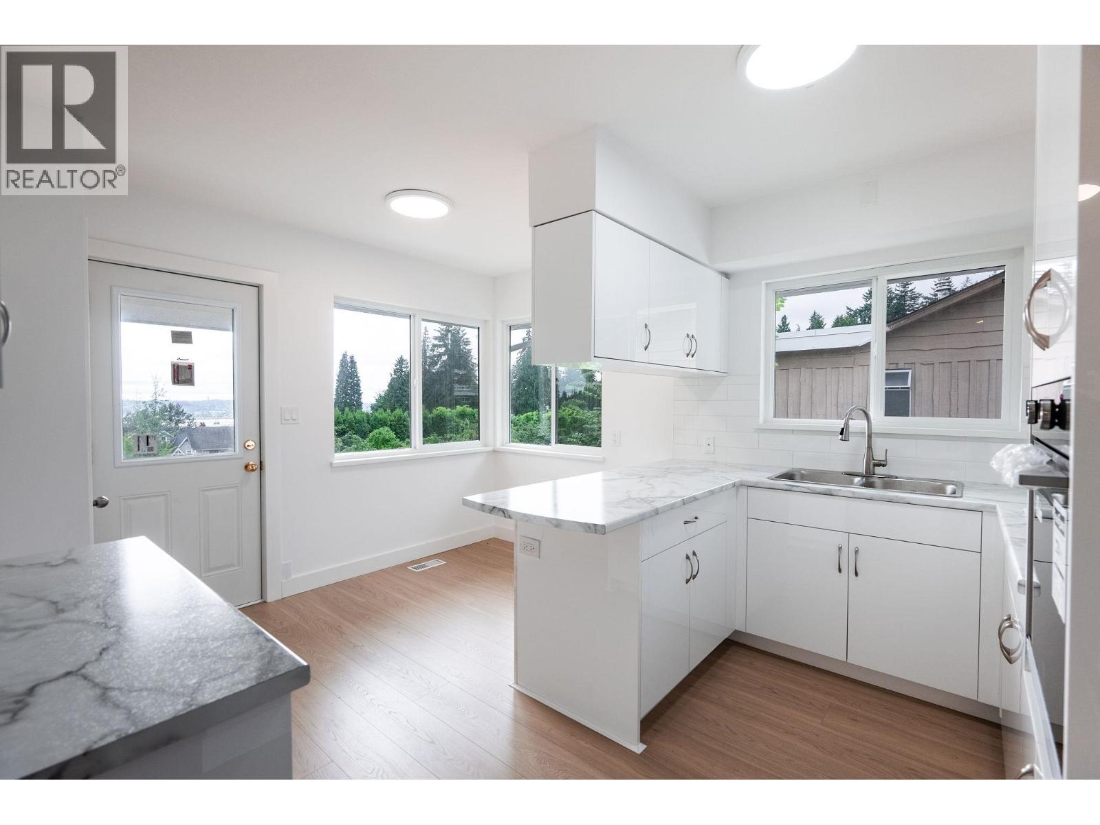 1410 Dansey Avenue Property Photo 12