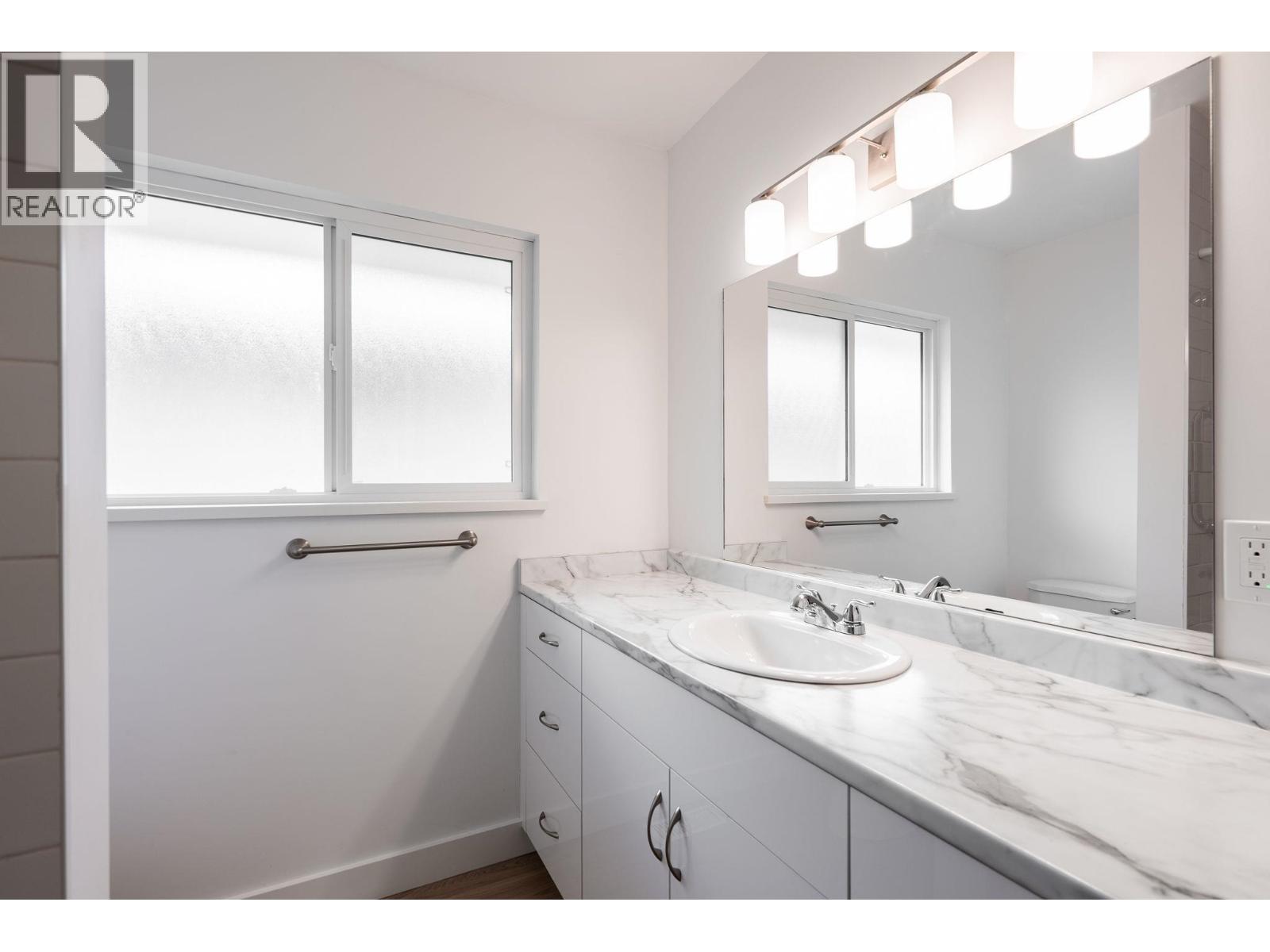1410 Dansey Avenue Property Photo 21