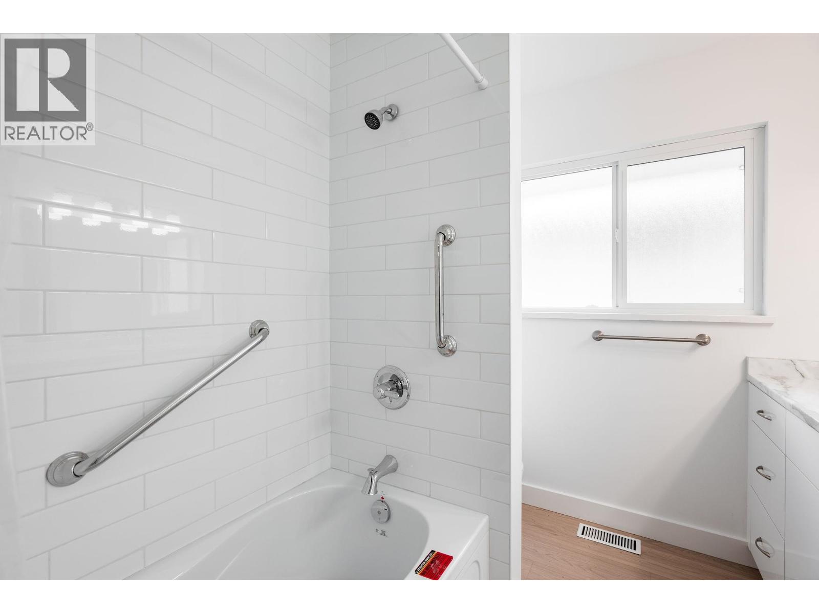 1410 Dansey Avenue Property Photo 22