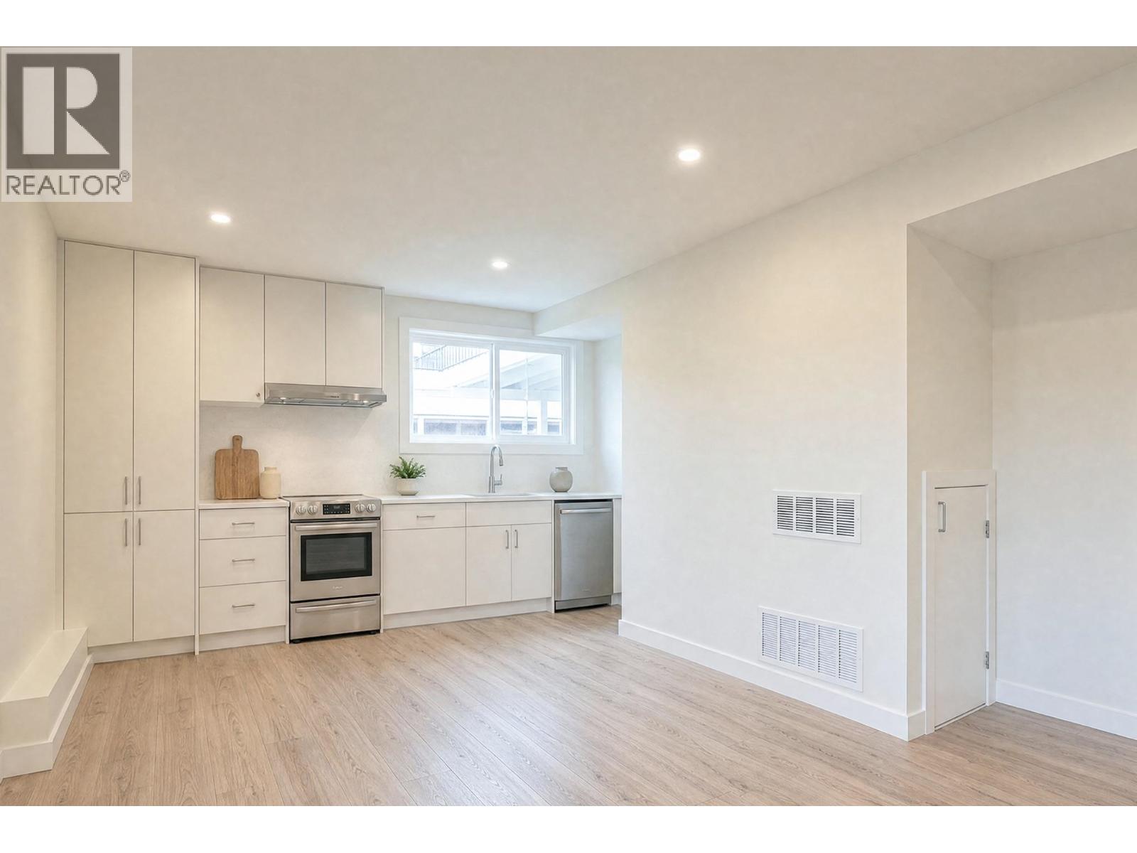 1410 Dansey Avenue Property Photo 30