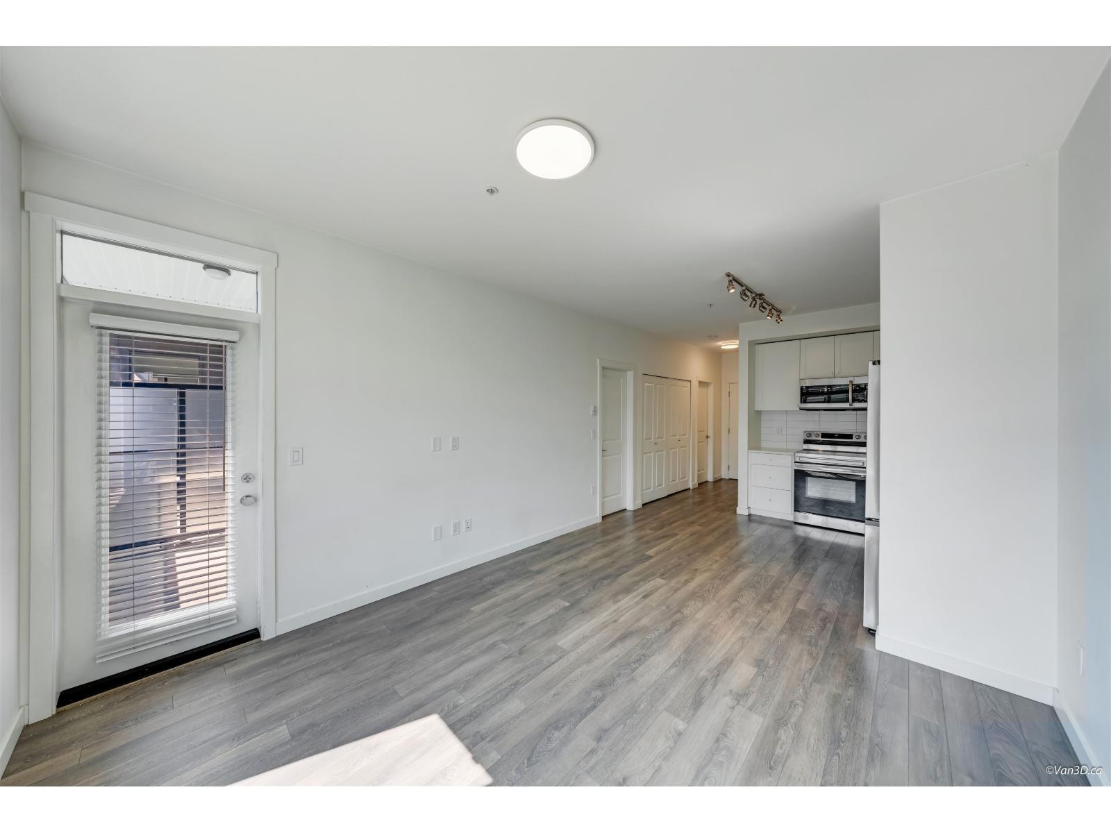 420 15825 85 Avenue Property Photo 6