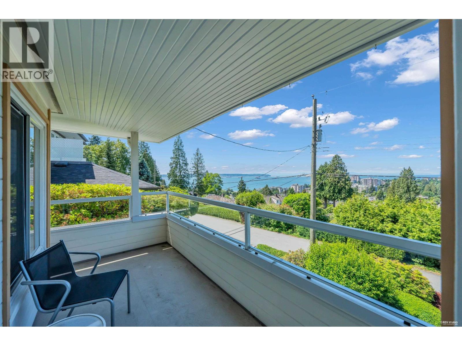 870 Leyland Street Property Photo 12