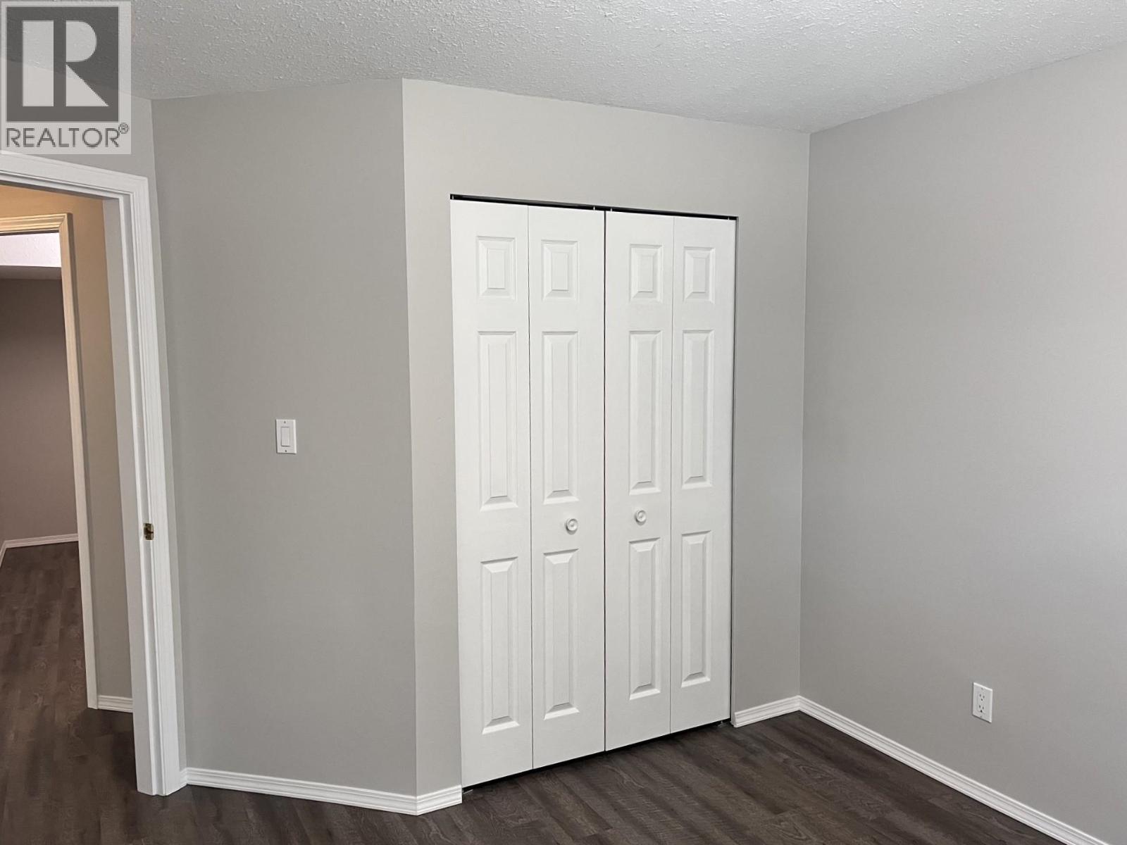 2210 Gassoff Road Property Photo 16