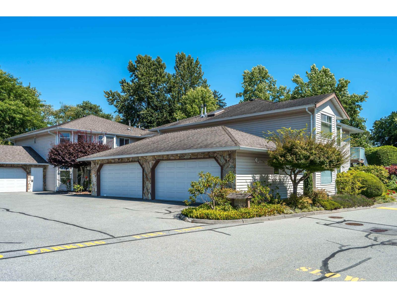 203 6875 121 STREET Property Photo 1