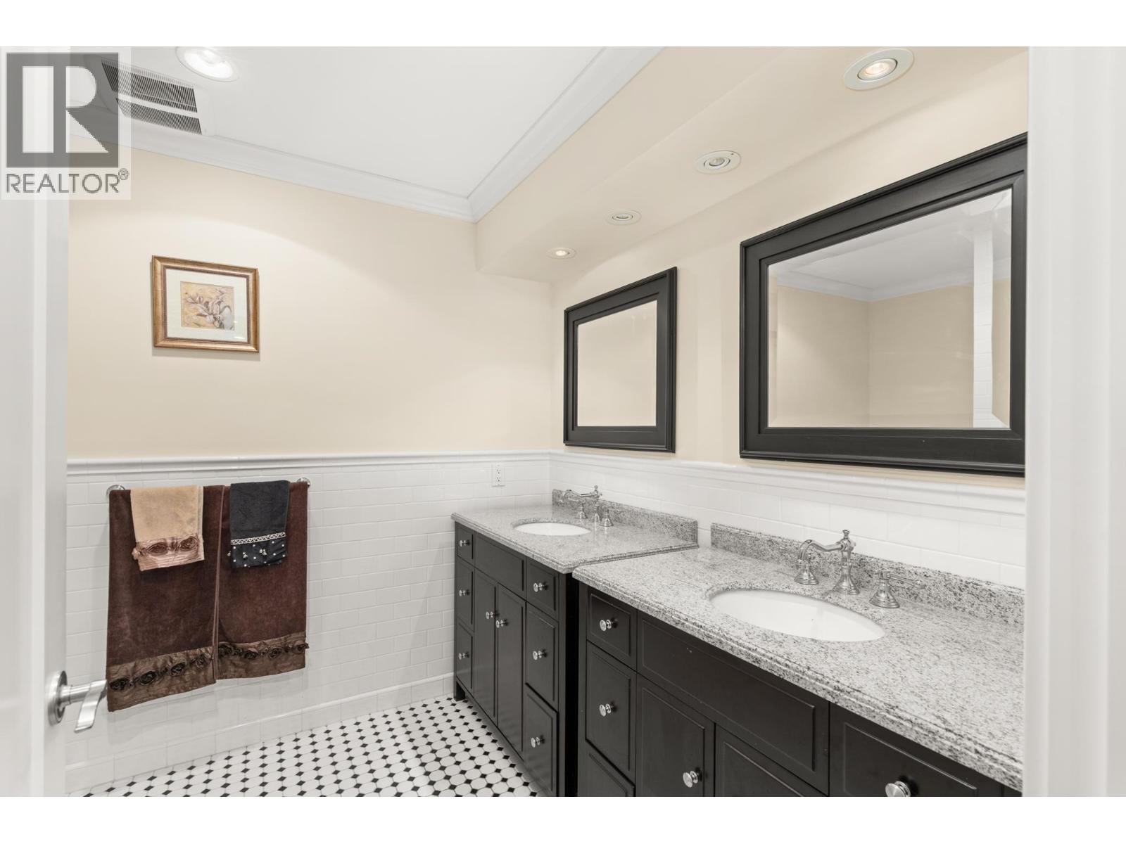 882 Tsawwassen Beach Road Property Photo 34