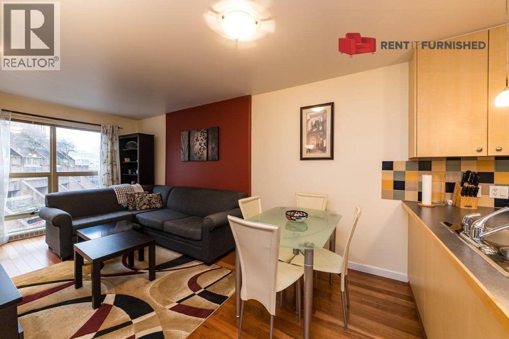 819 Hamilton Street Property Photo 6