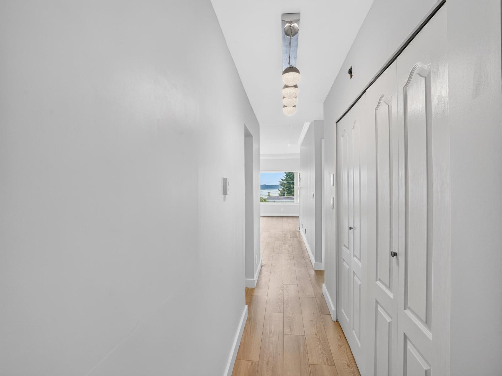204 15176 Buena Vista Avenue Property Photo 20