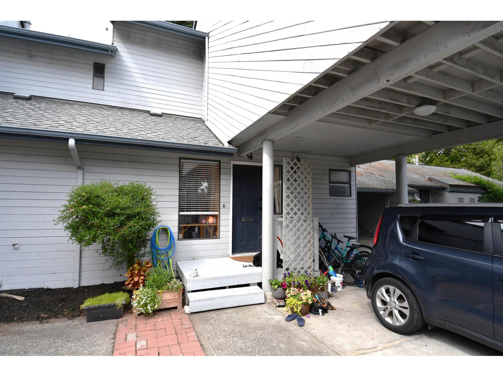 15855 Alder Place Property Photo 1