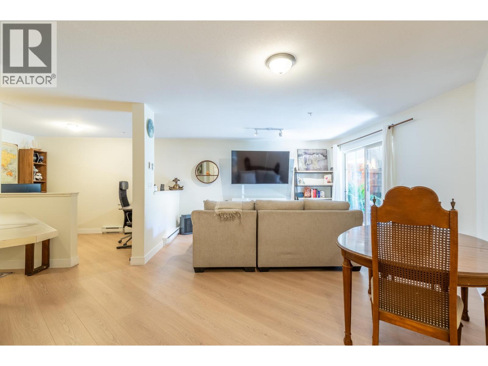 111 12238 224 Street Property Photo 11