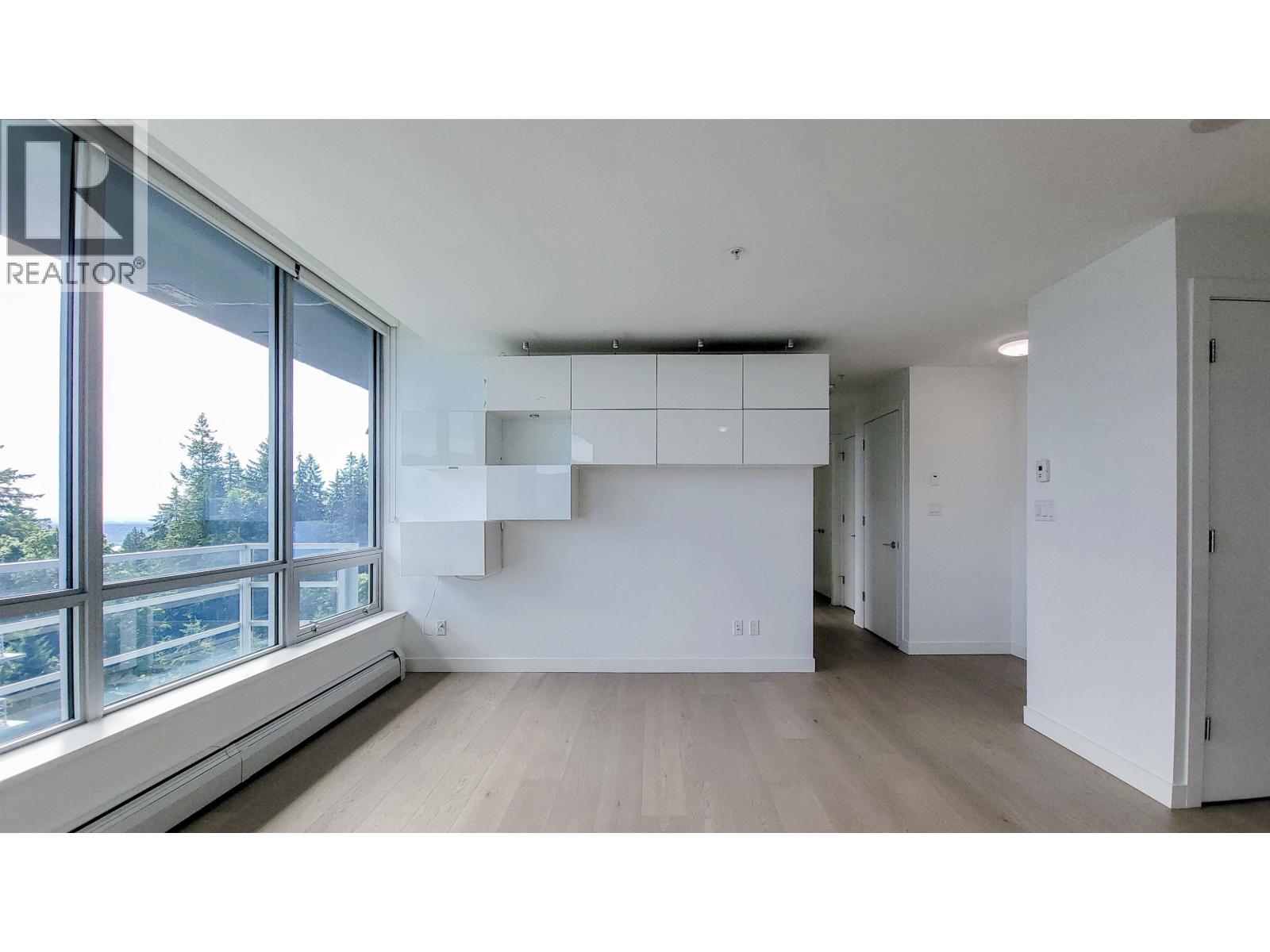 1507 9060 University Crescent Property Photo 13