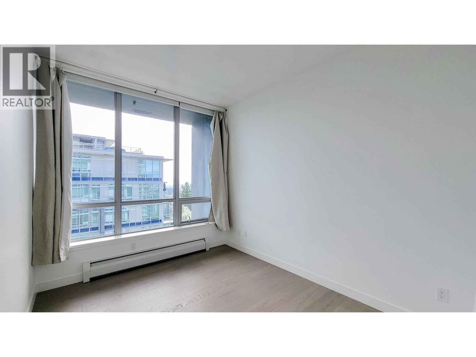 1507 9060 University Crescent Property Photo 22