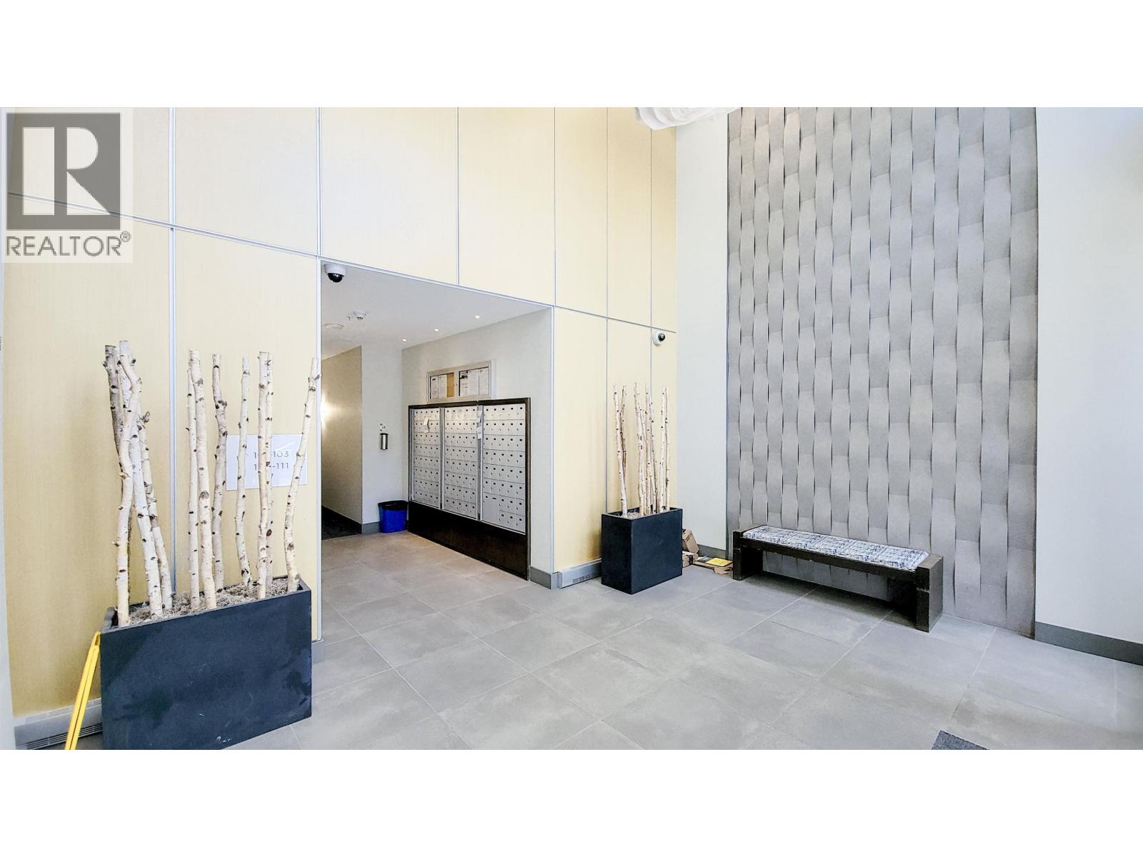 1507 9060 University Crescent Property Photo 29