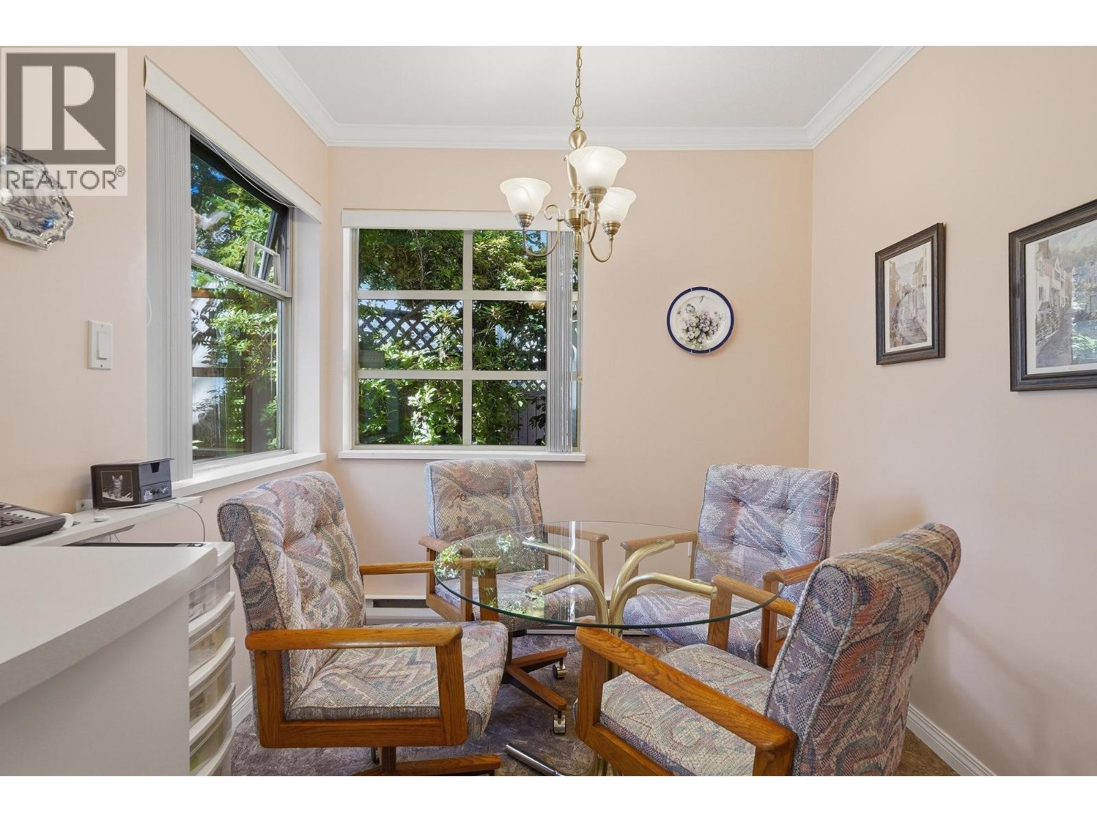 103 1118 55 Street Property Photo 9