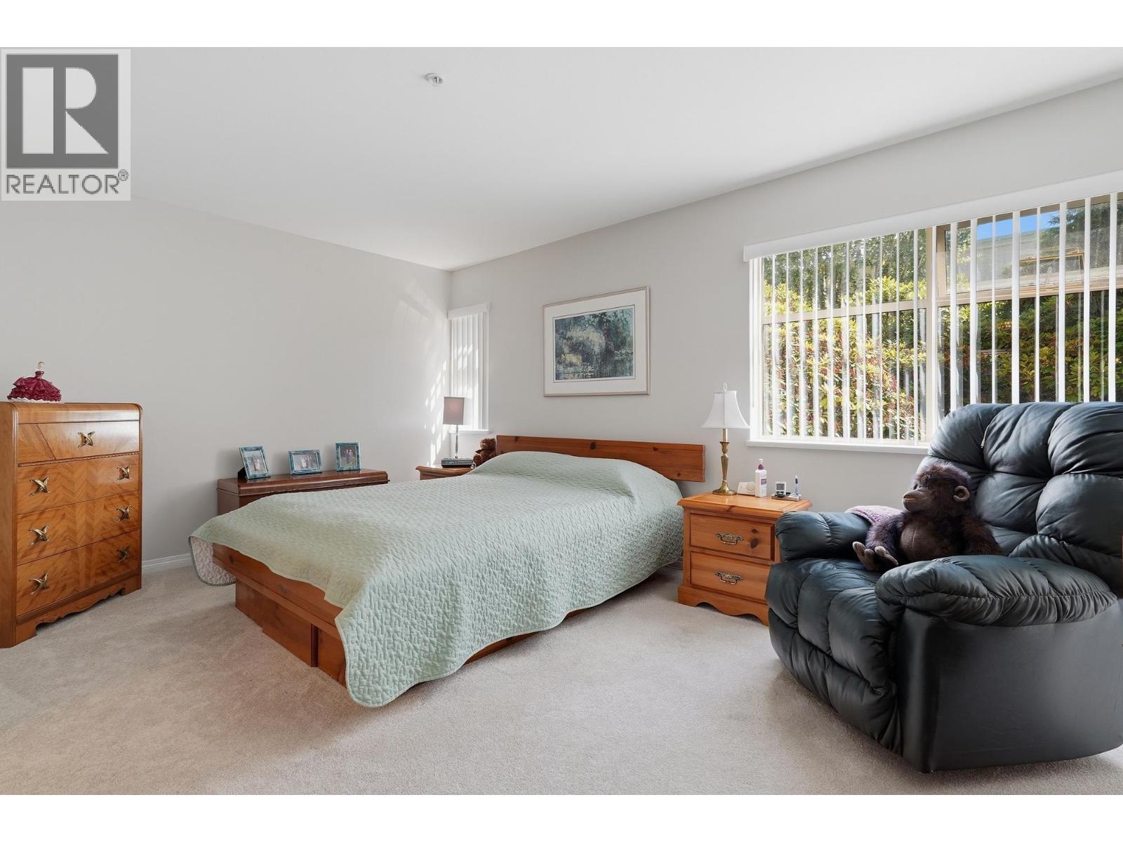 103 1118 55 Street Property Photo 12