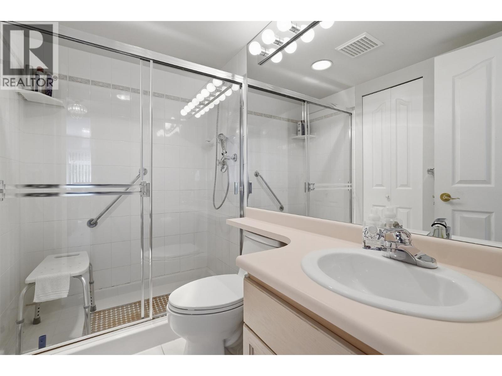 103 1118 55 Street Property Photo 17
