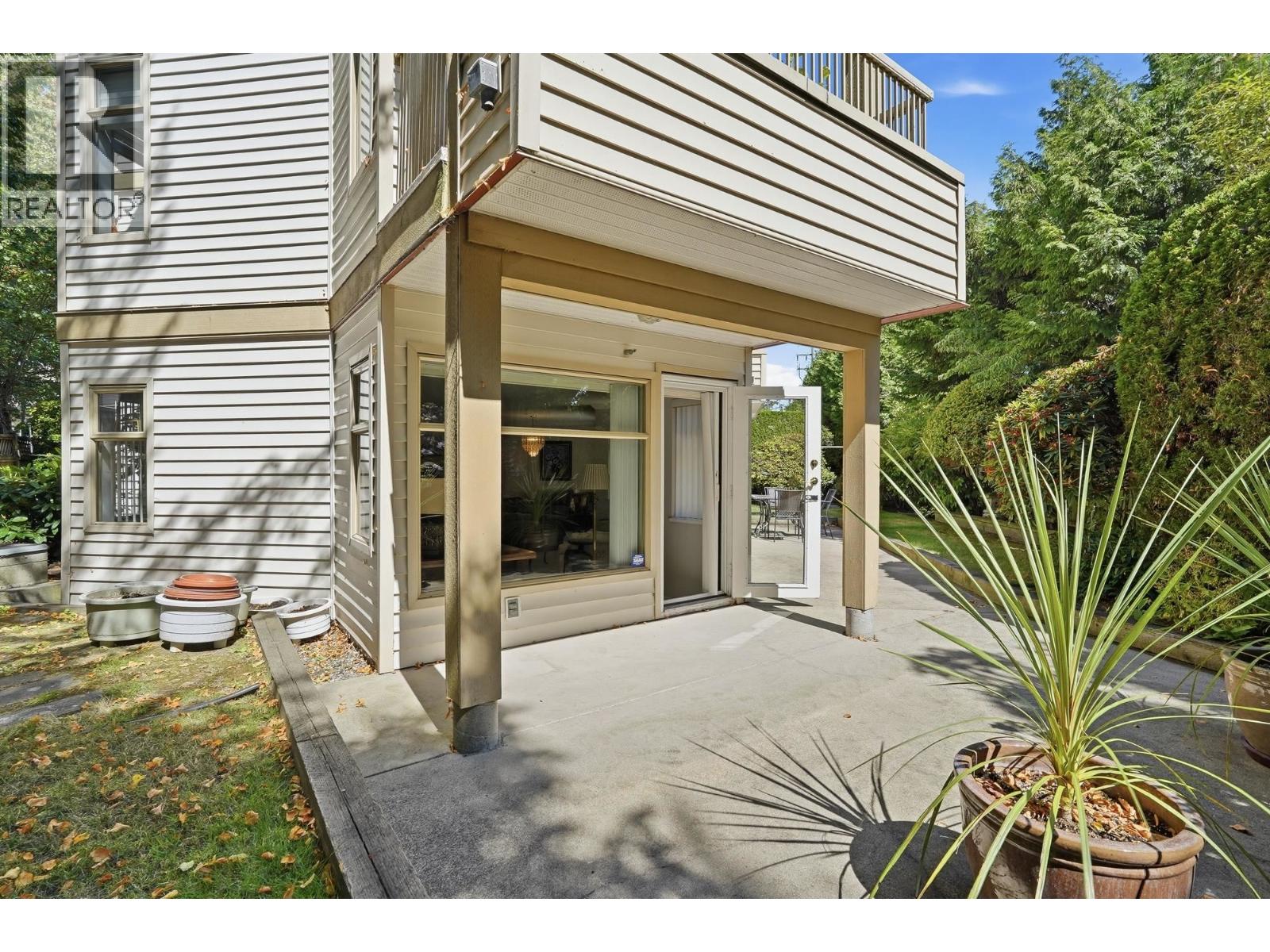 103 1118 55 Street Property Photo 20