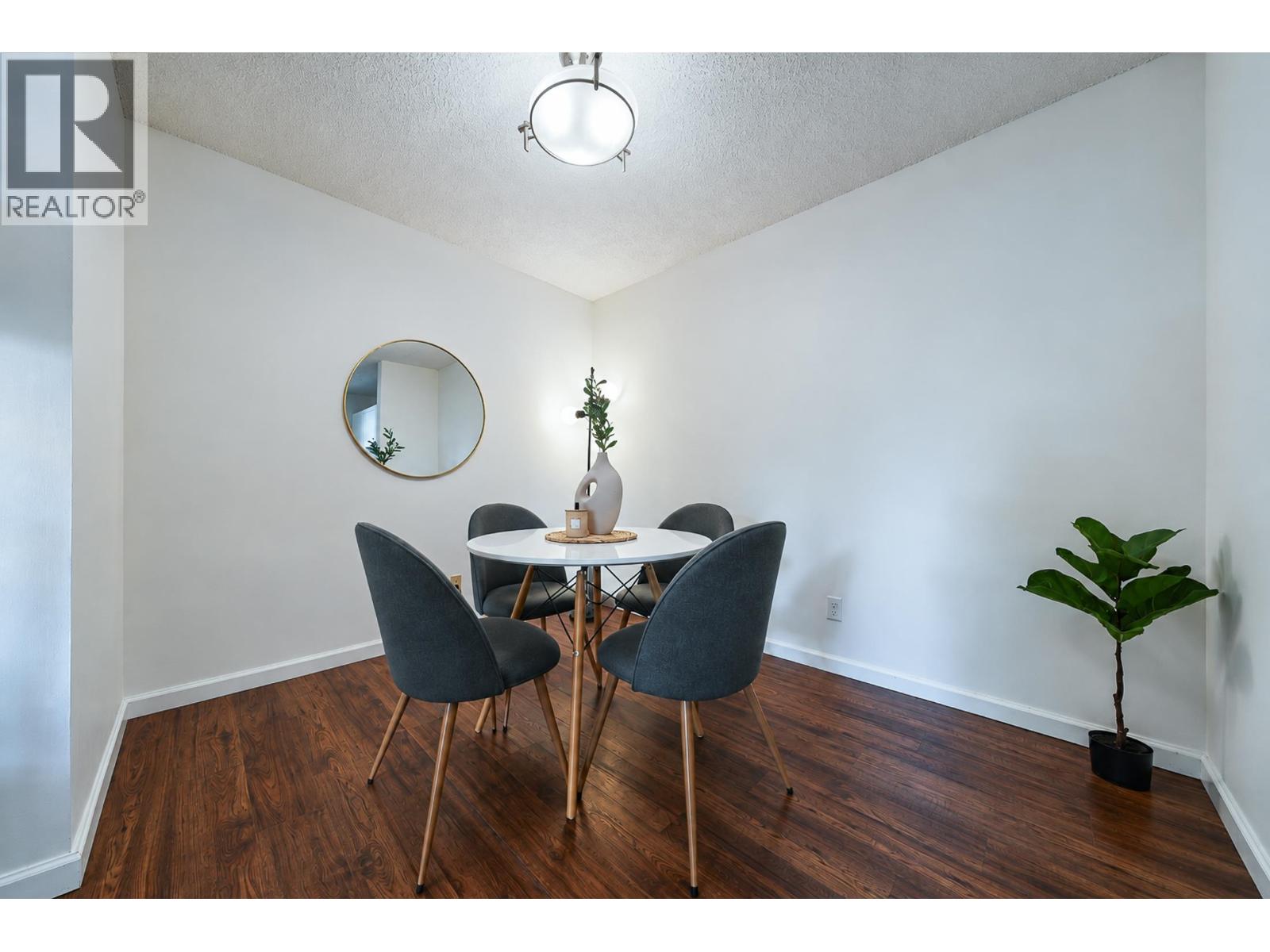 905 9541 Erickson Drive Property Photo 15