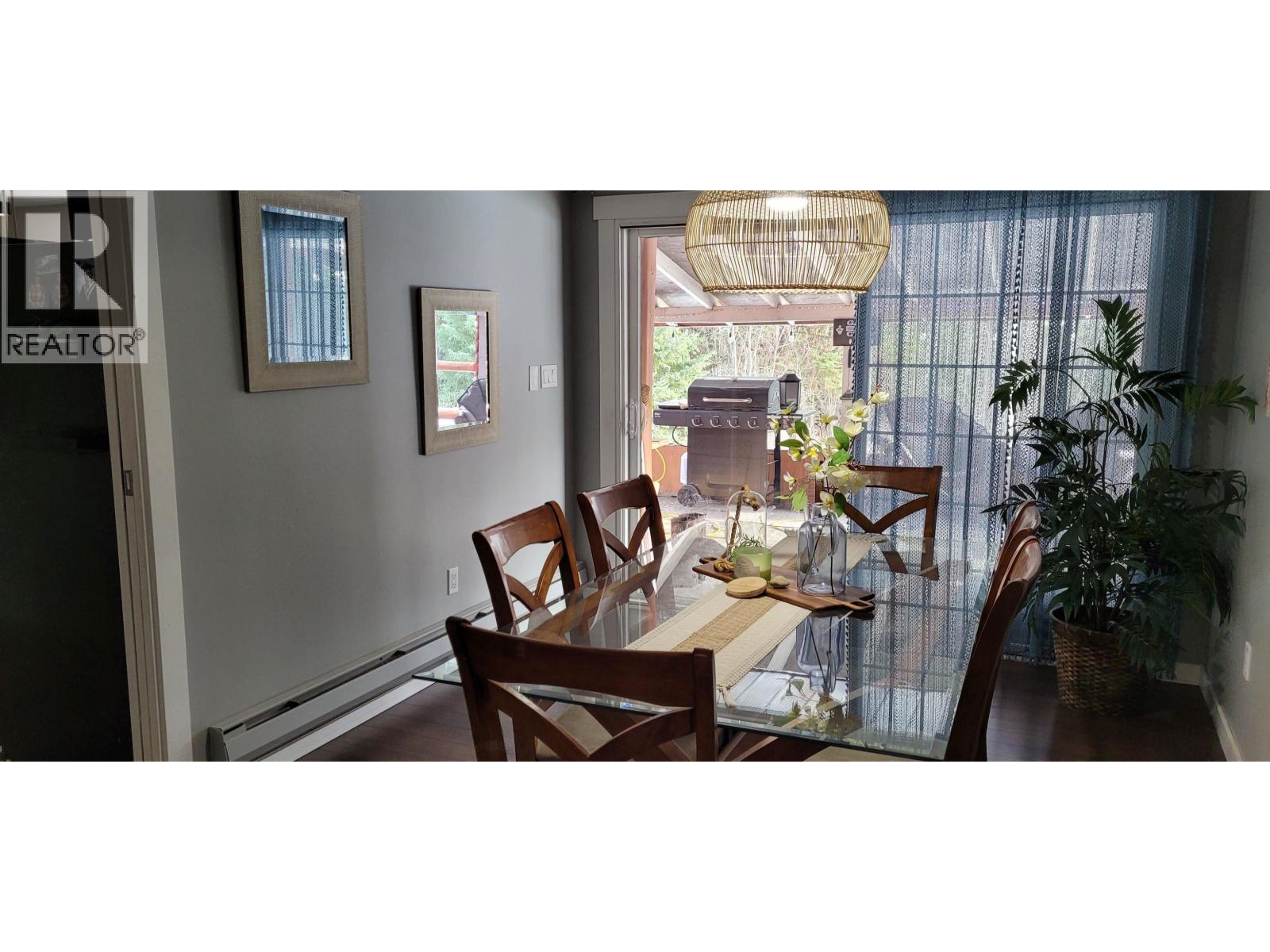 21040 Wright Creek Road Property Photo 13