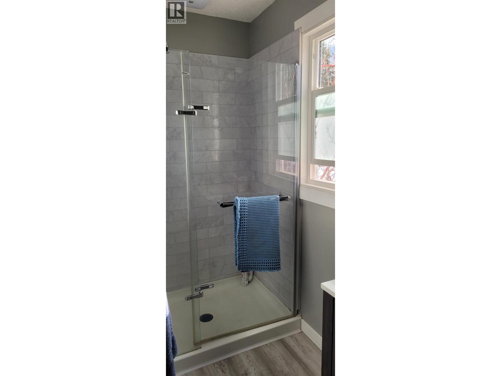 21040 Wright Creek Road Property Photo 19