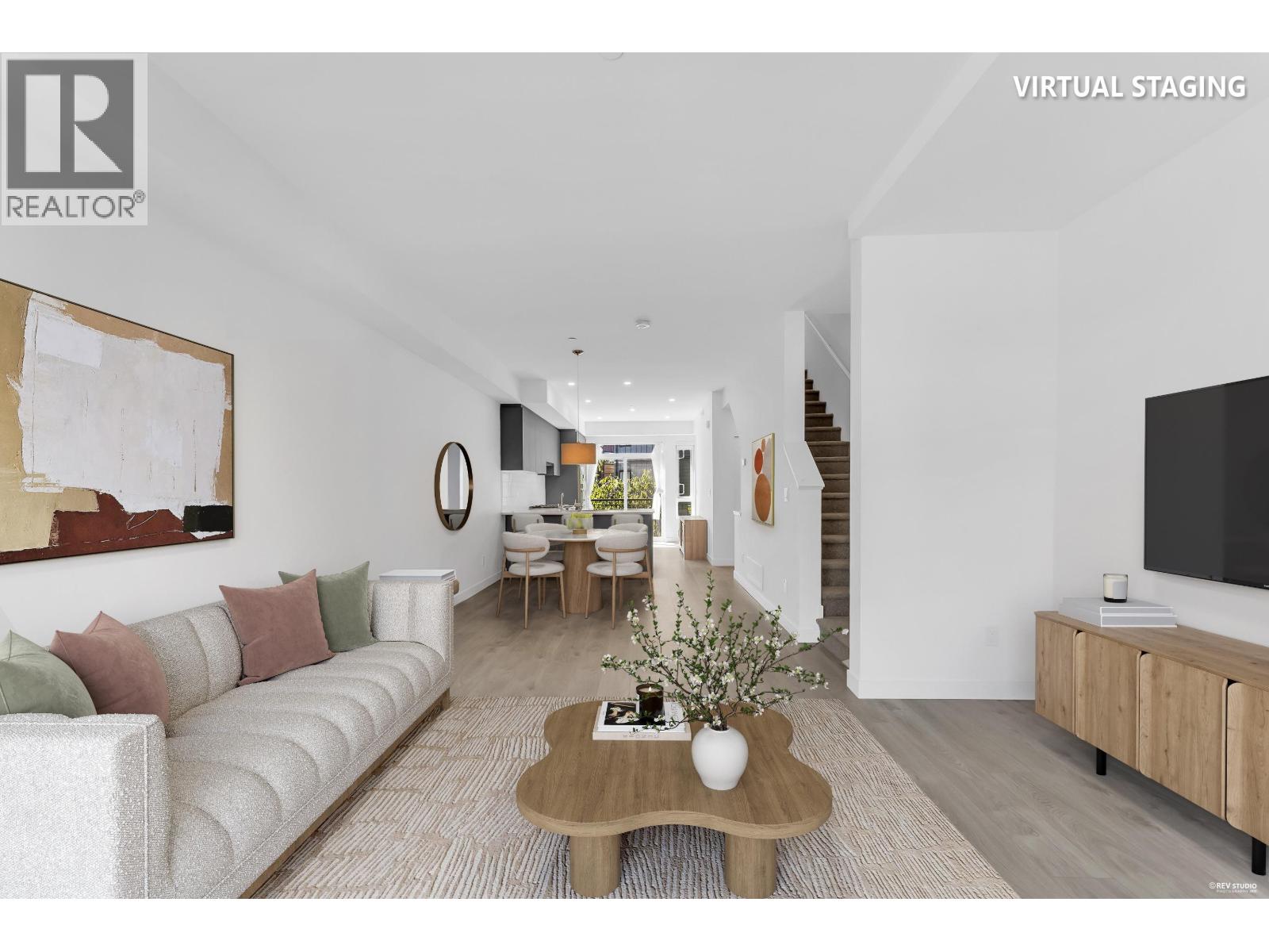 34 4292 Wolf Way Property Photo 4