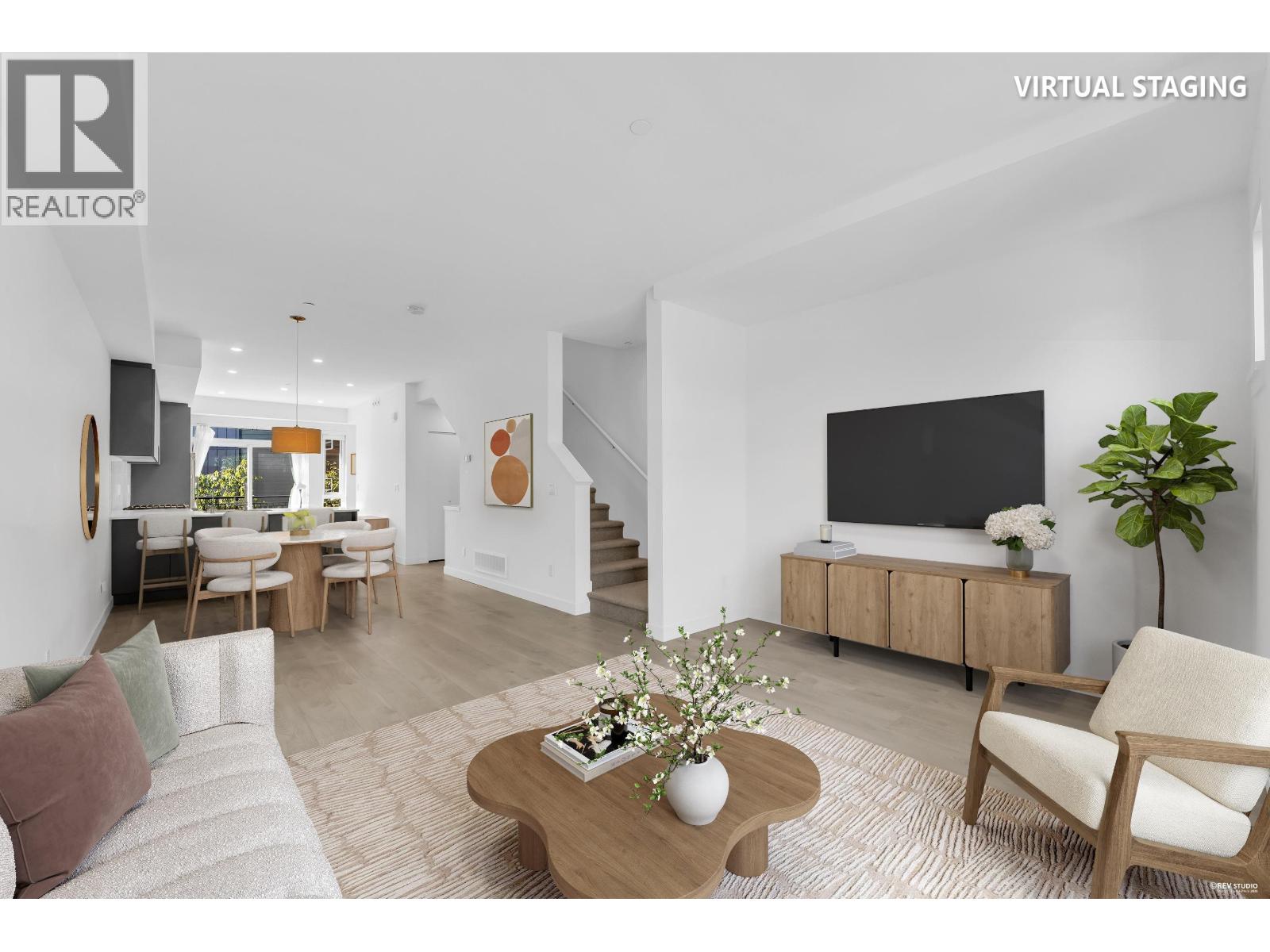 34 4292 Wolf Way Property Photo 5