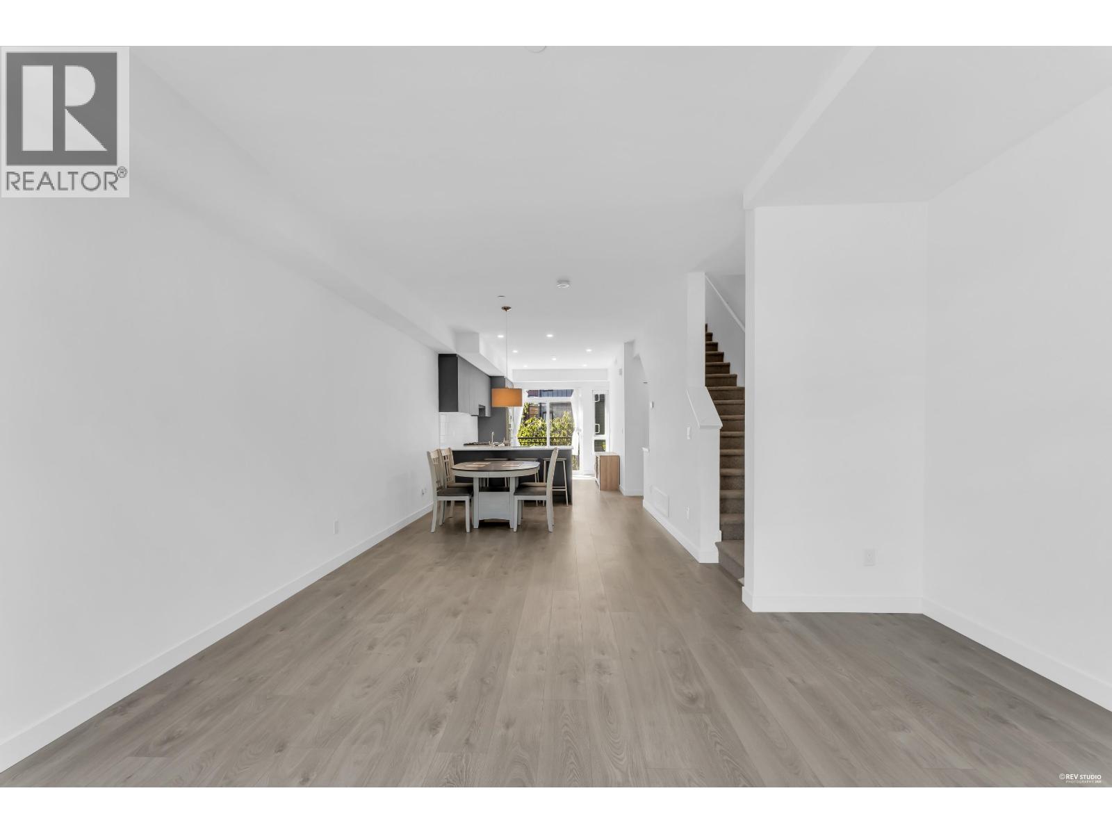 34 4292 Wolf Way Property Photo 13