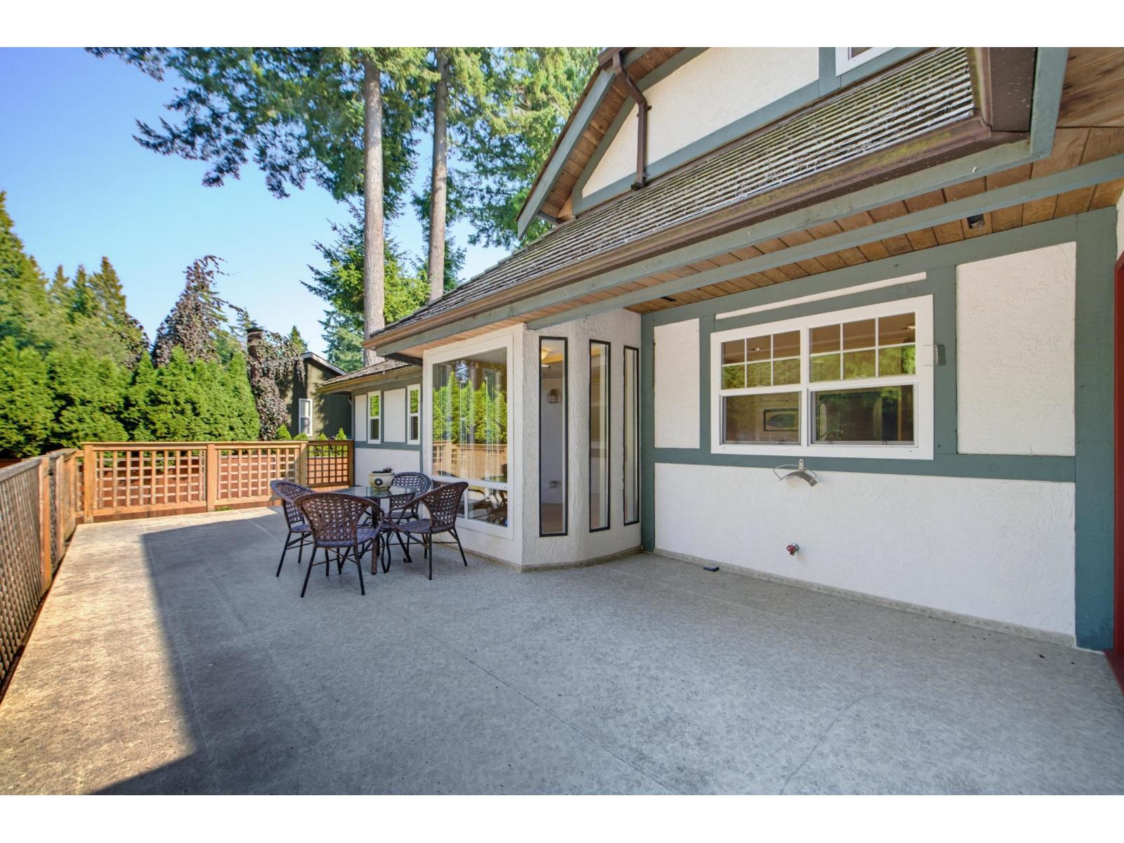 13521 19 Avenue Property Photo 23